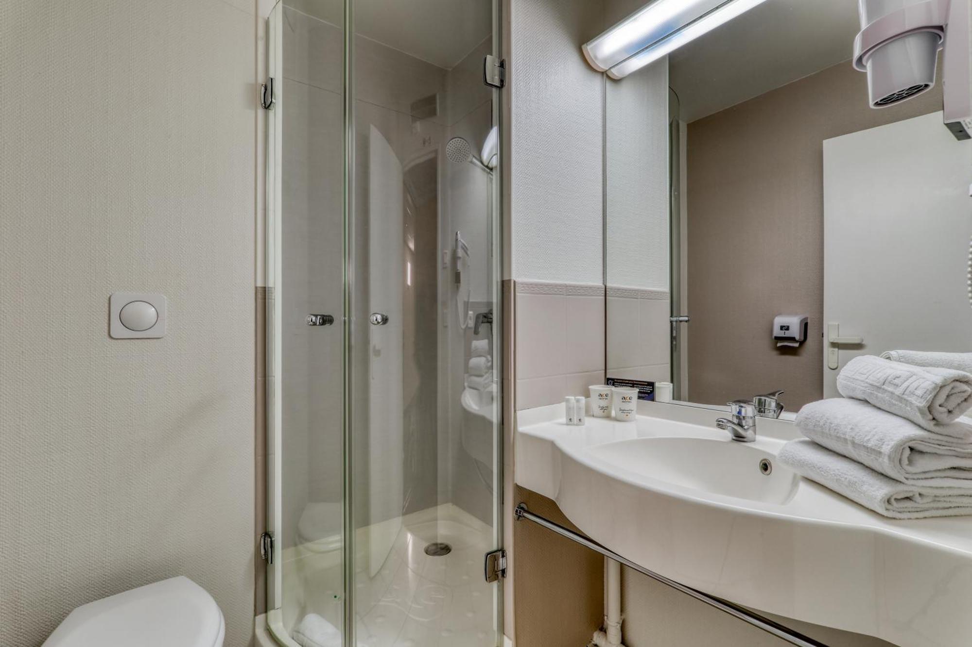 Hotel Ace Ferrand La Pardieu