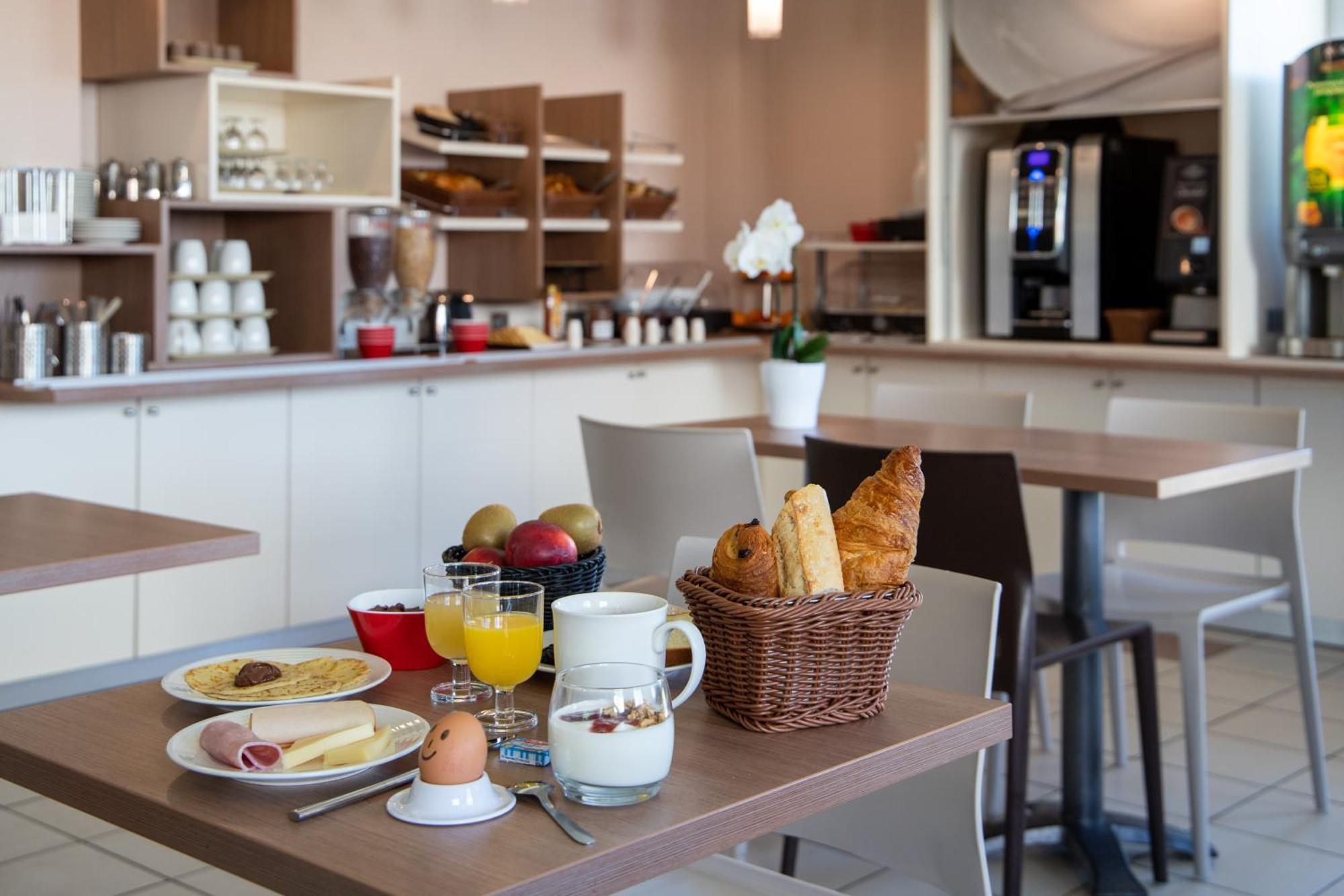 Hotel Ace Ferrand La Pardieu Clermont-Ferrand