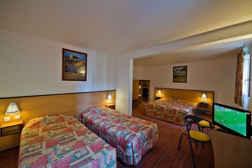 Ace Ferrand La Pardieu Hotel 3*