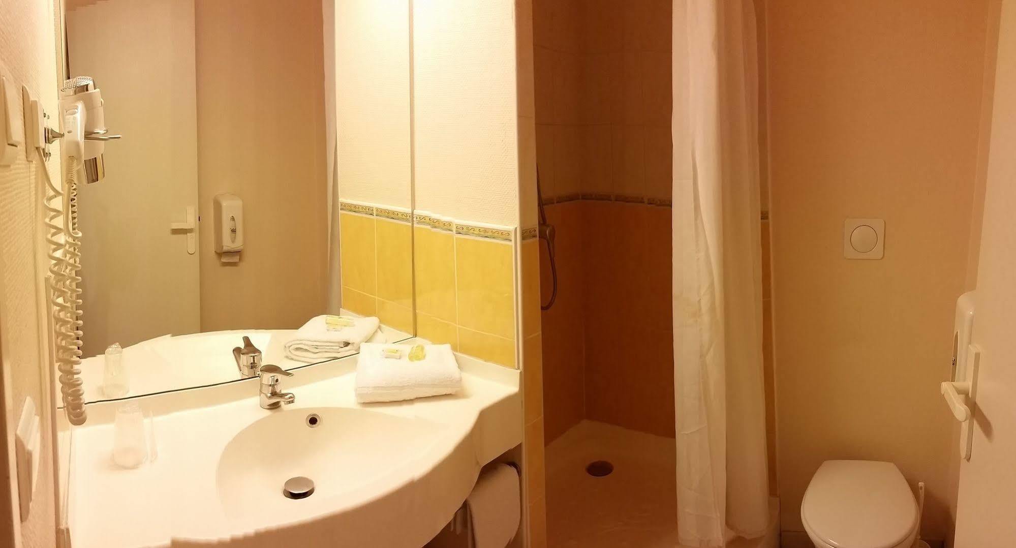 Ace Ferrand La Pardieu Hotel